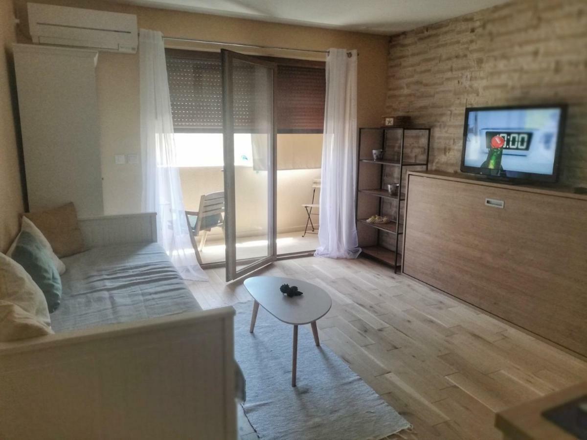 Apartman Matan, Postira Εξωτερικό φωτογραφία